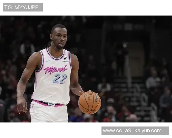 维金斯状态低迷半场表现不佳仅得4分3犯规引发关注