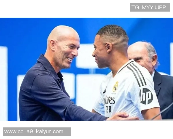 姆巴佩父亲赞德尚成就期待齐达内接任法国队主帅